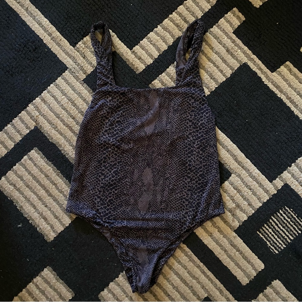 Acacia Snake River Lining